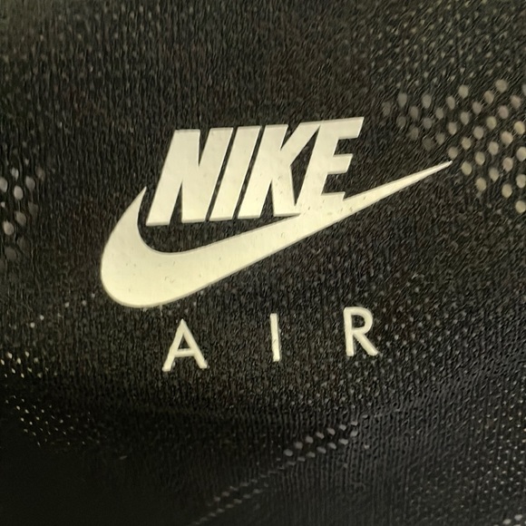 Nike Air Dri-Fit Black Tank Top - Picture 3 of 12